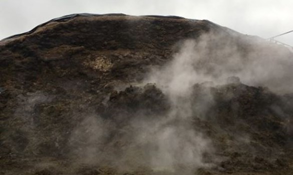 Silage slippage in clamp